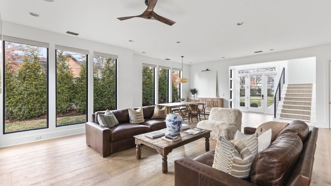 Photo of Livingroom in Green Hills