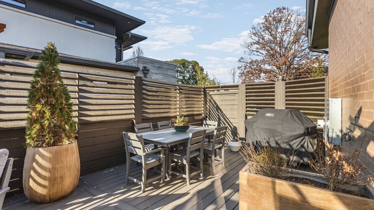 Photo of Outdoor in Green Hills