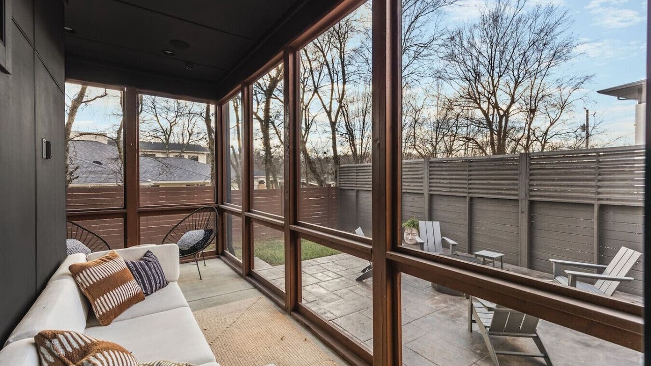 Photo of Outdoor in Green Hills
