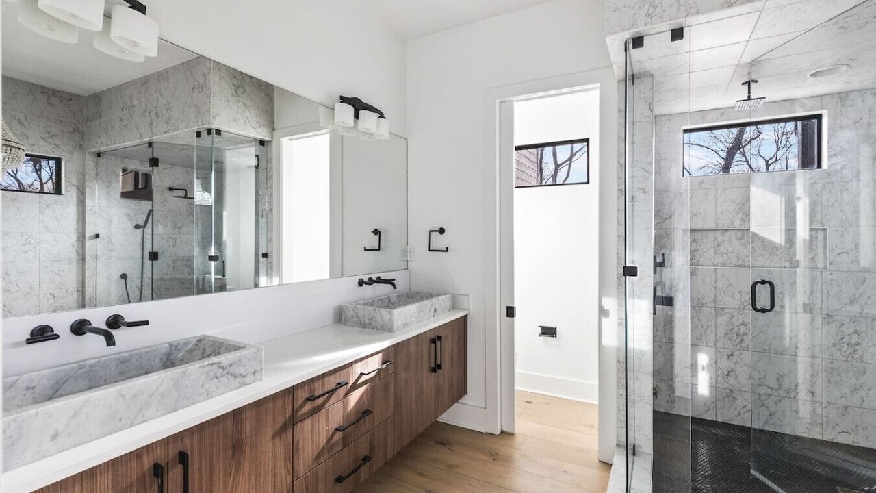 Photo of Bathroom in Green Hills