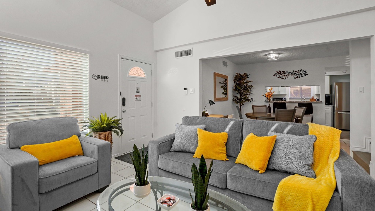 Photo of Livingroom in Northeast El Paso
