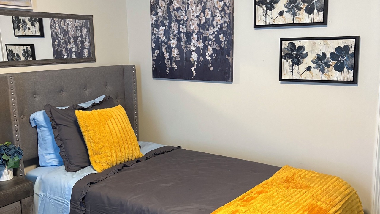 Photo of Bedroom in Fairbanks