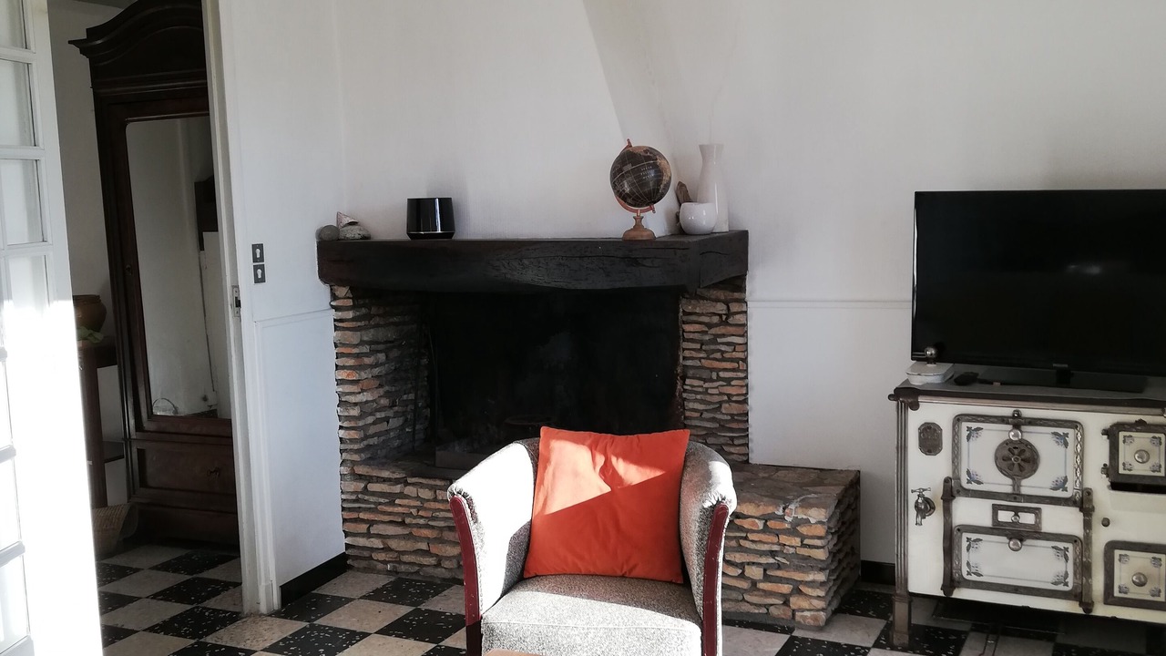 Photo of Livingroom in Vailhan
