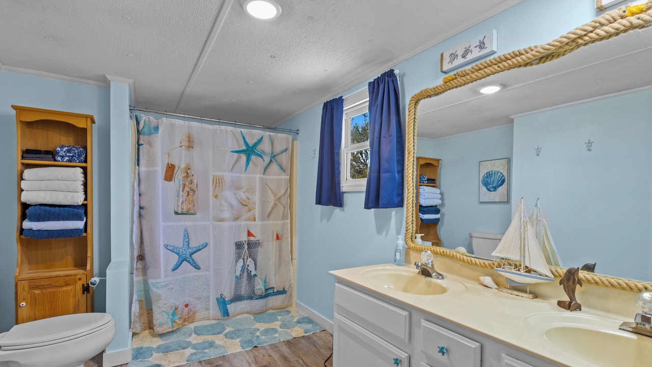 Photo of Bathroom in Steinhatchee