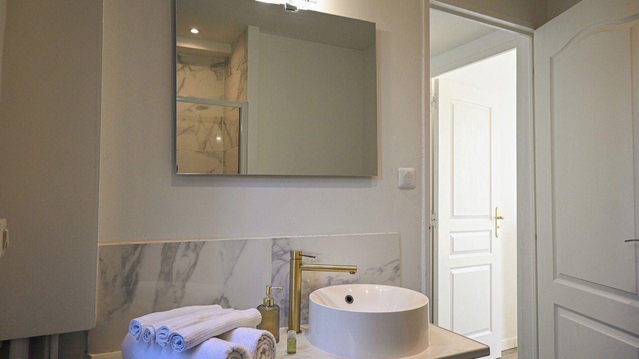 Photo of Bathroom in Calais