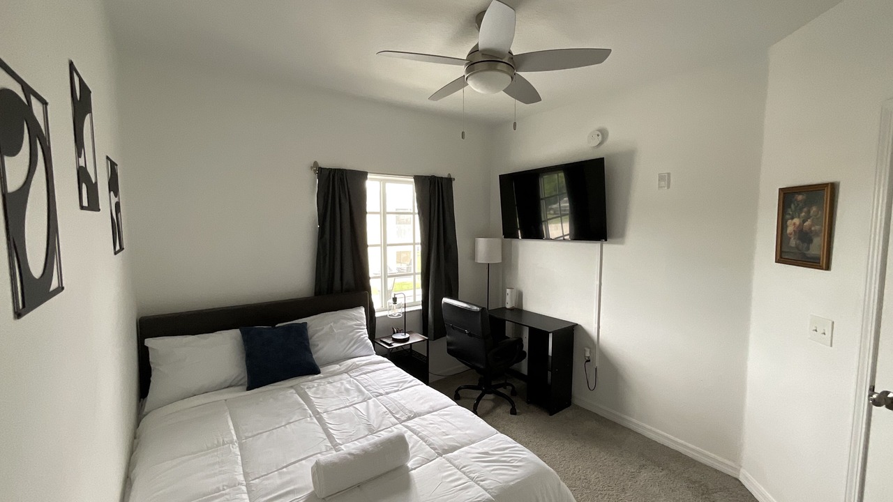 Photo of Bedroom in Riverview
