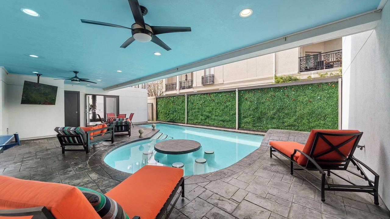Photo of Outdoor in Greenway Plaza-Upper Kirby