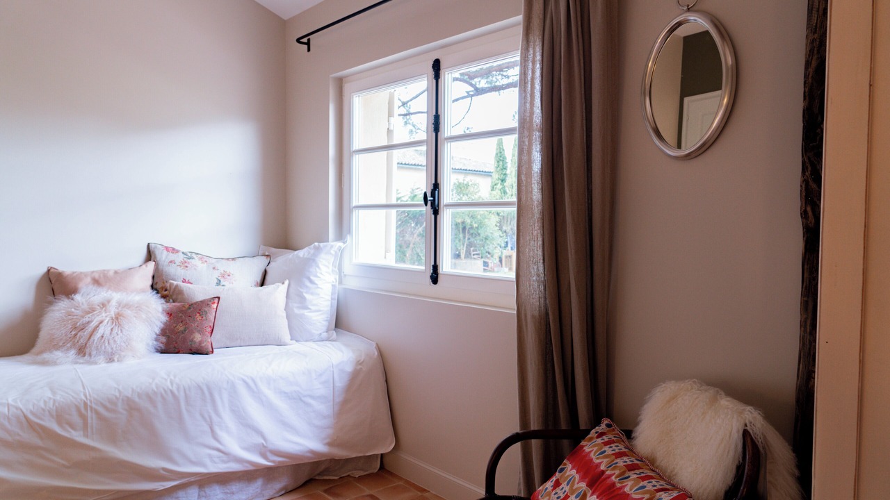 Photo of Bedroom in Neac