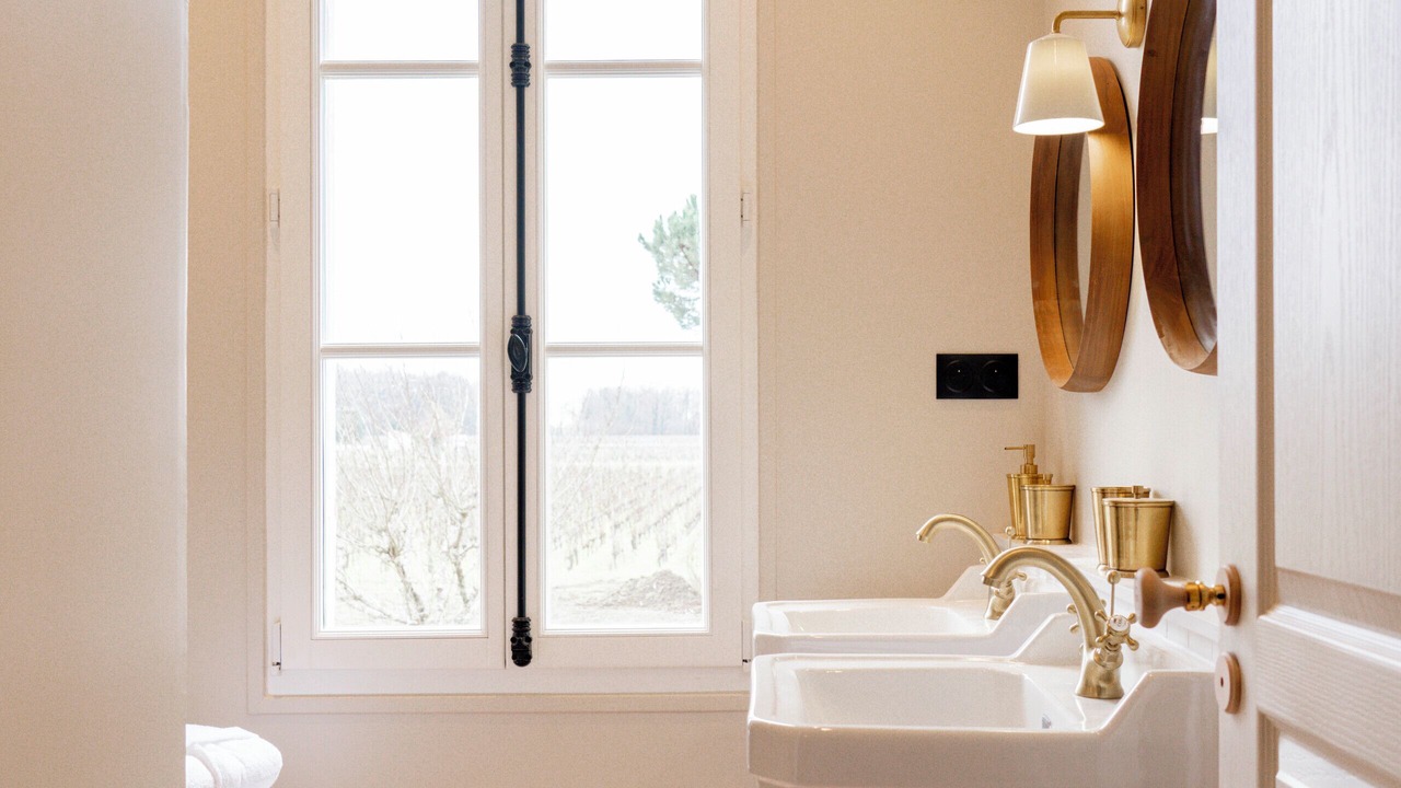 Photo of Bathroom in Neac