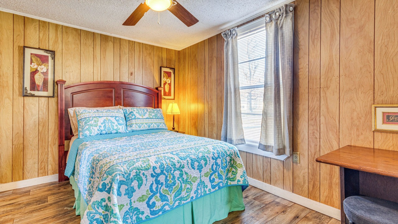 Photo of Bedroom in Pine Bluff