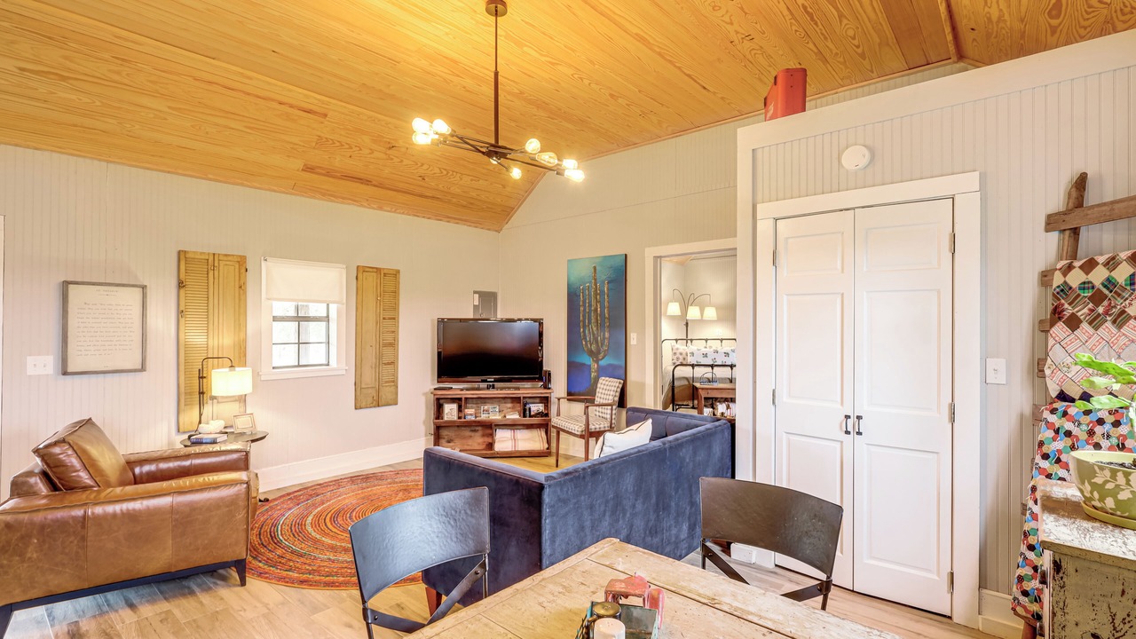 Photo of Livingroom in Fayetteville