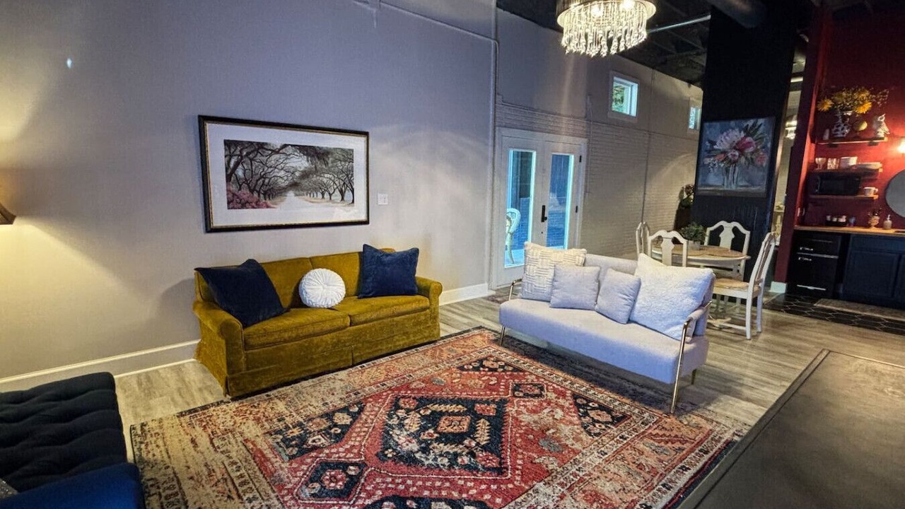 Photo of Livingroom in Eureka Springs Historic District