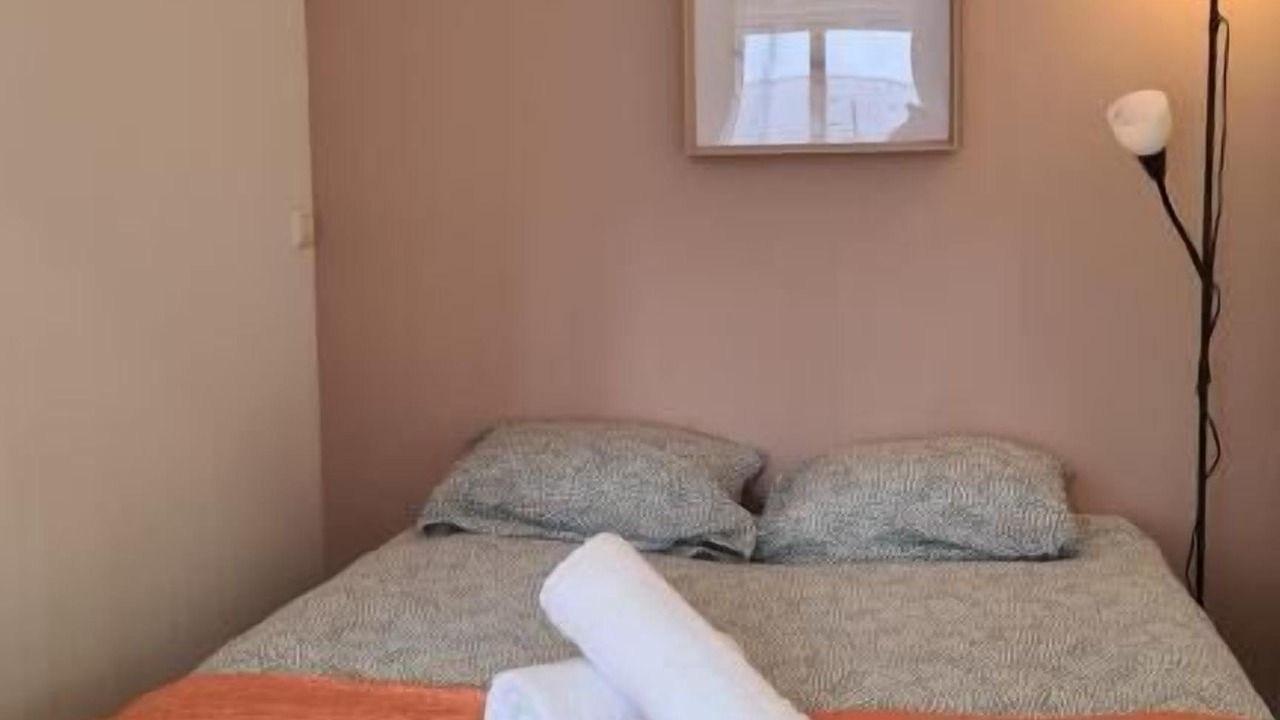 Photo of Bedroom in Quai de la Fosse