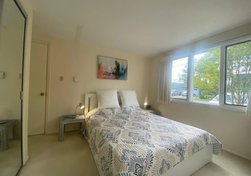 Photo of Bedroom in High Bar Harbor