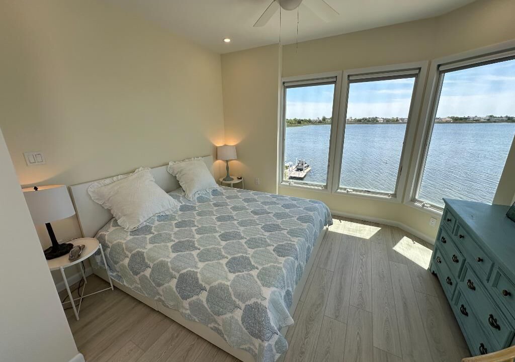 Photo of Bedroom in High Bar Harbor