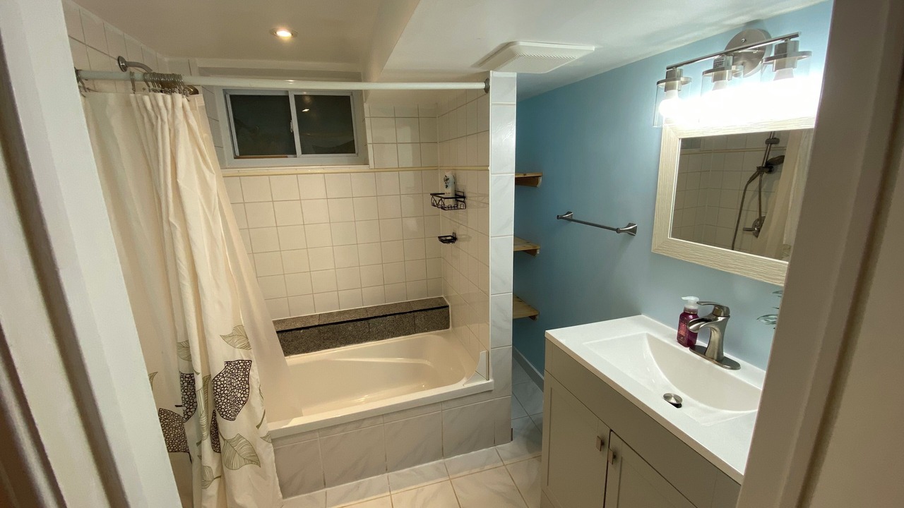 Photo of Bathroom in Rexdale