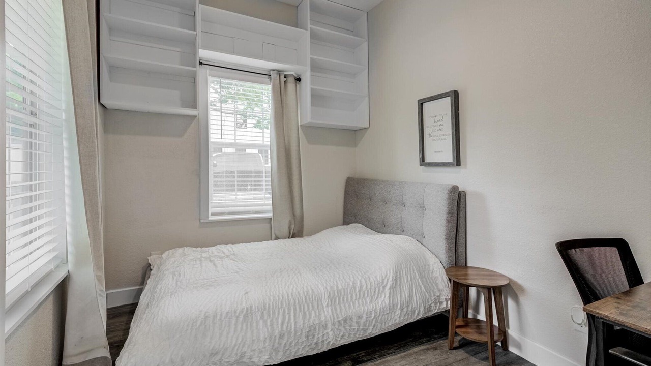 Photo of Bedroom in Shepherd