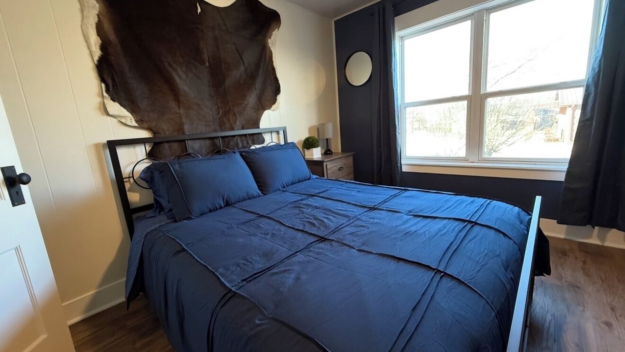 Photo of Bedroom in Eminence