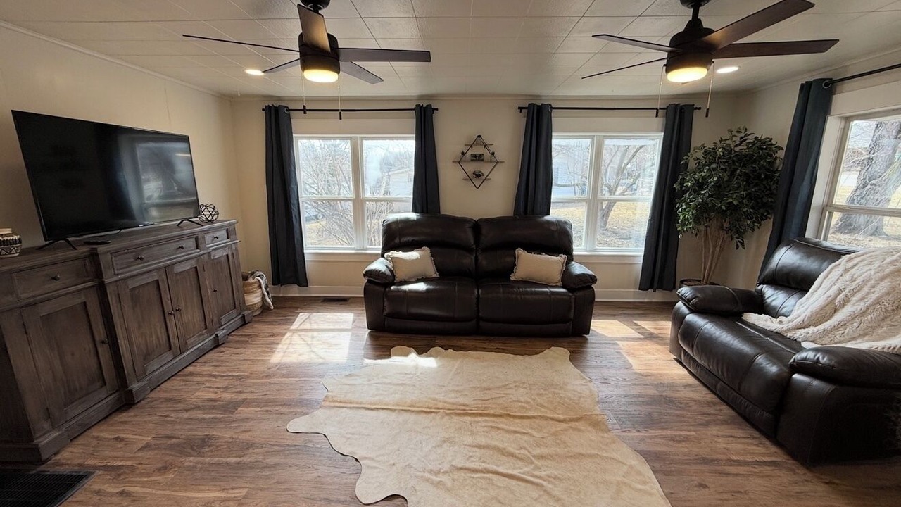 Photo of Livingroom in Eminence