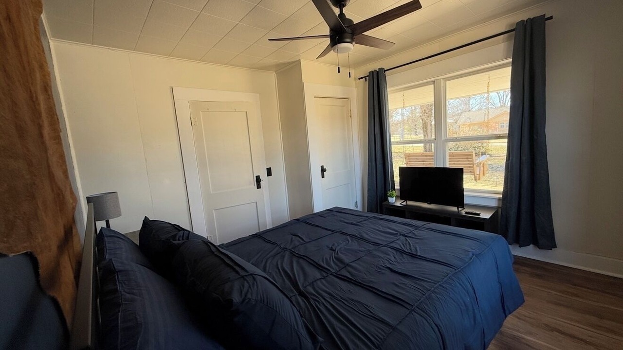 Photo of Bedroom in Eminence