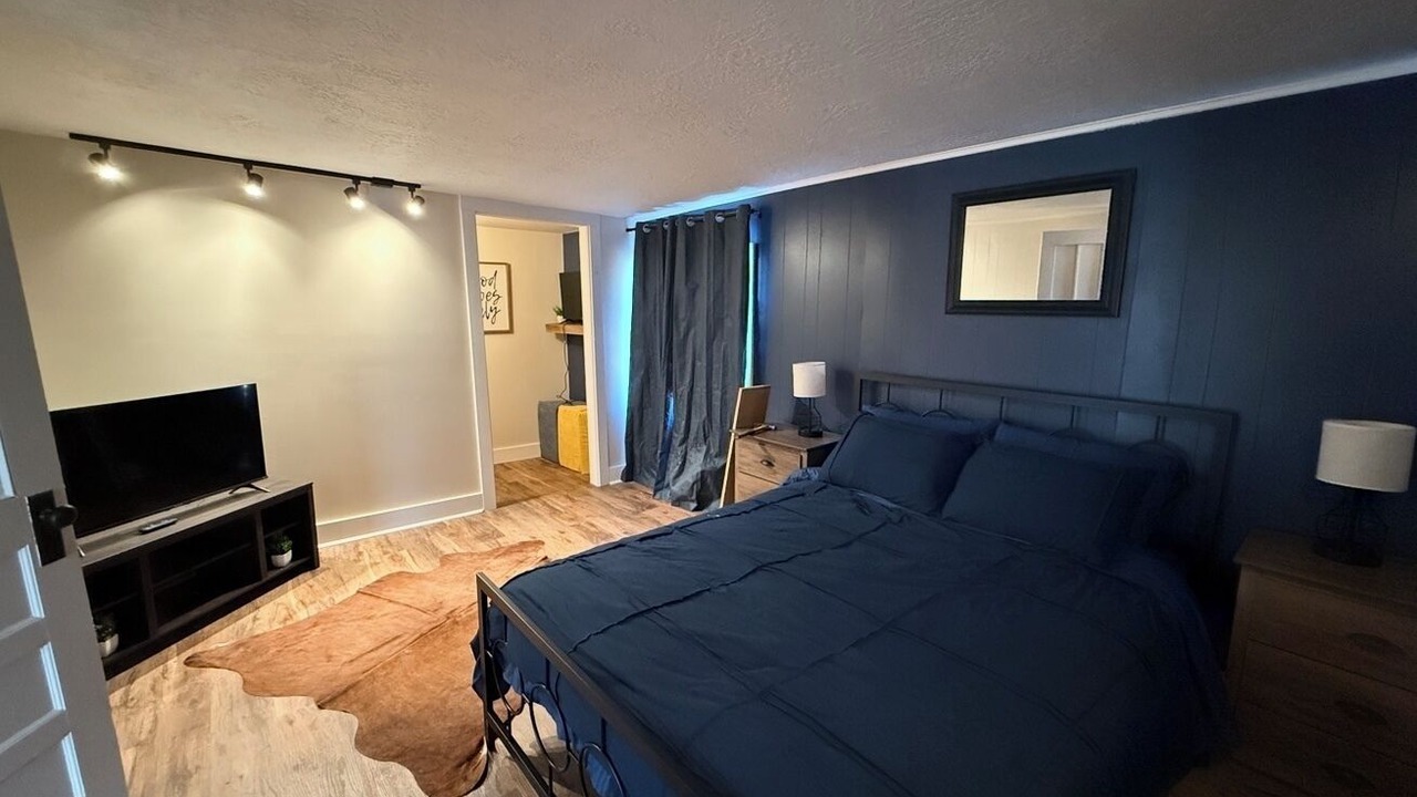 Photo of Bedroom in Eminence