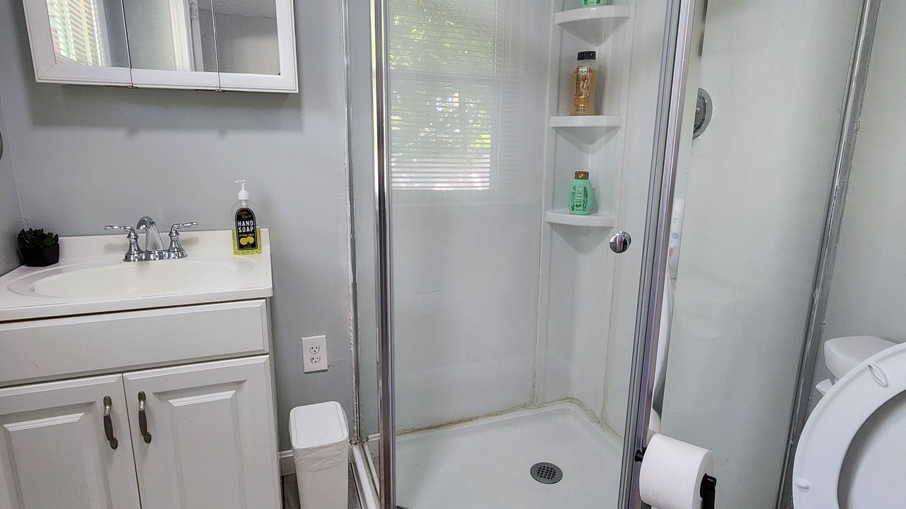 Photo of Bathroom in Ponds of Plymouth