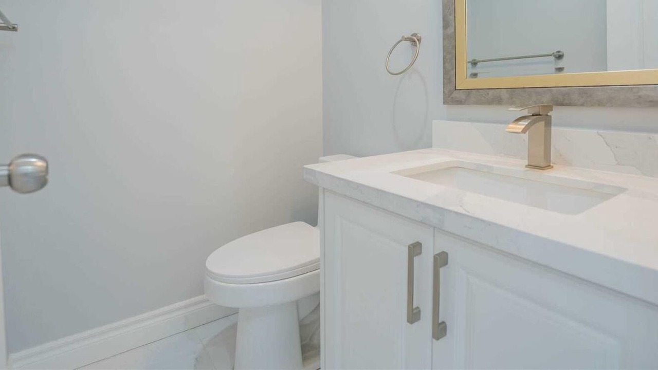 Photo of Bathroom in Dean Park