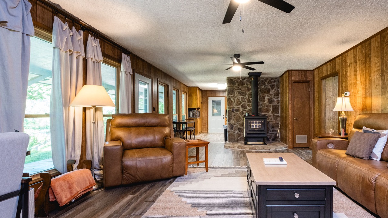 Photo of Livingroom in Wilburn