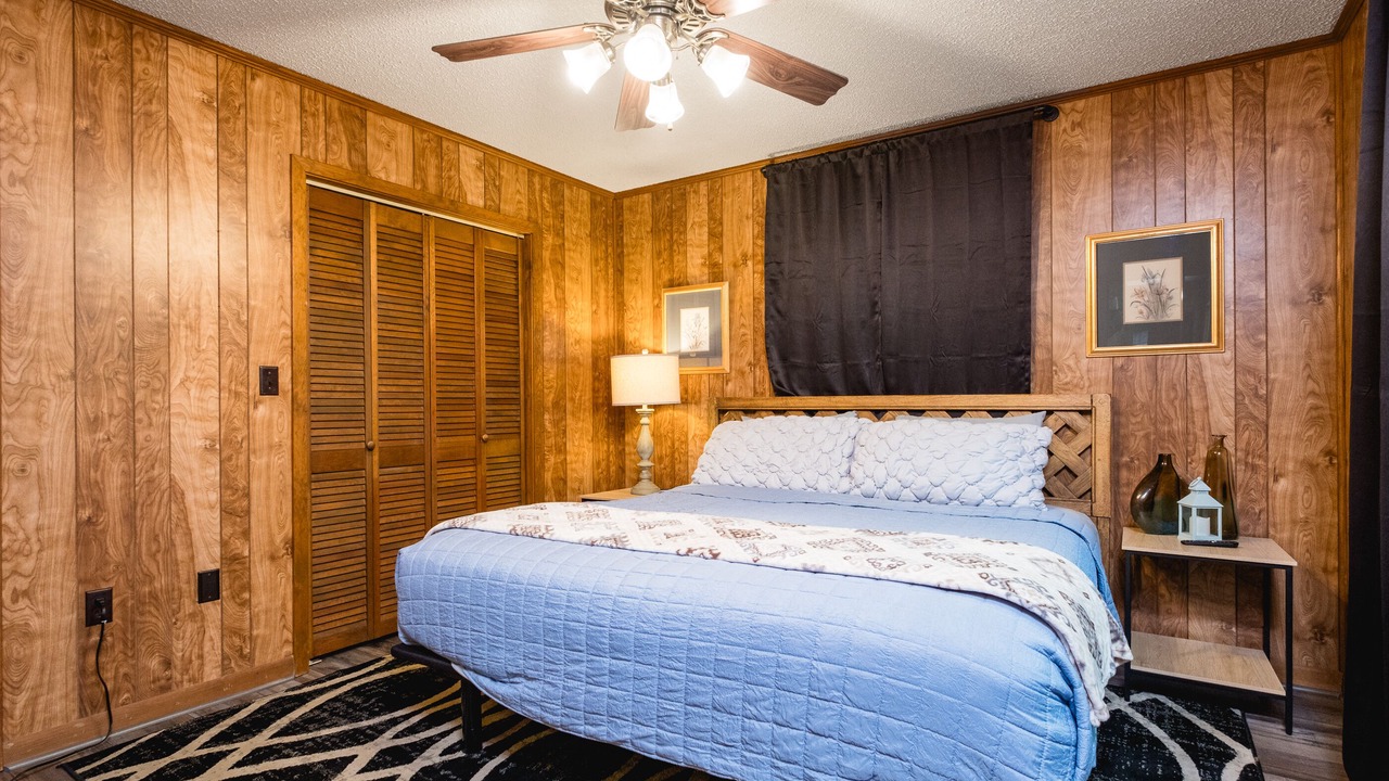 Photo of Bedroom in Wilburn