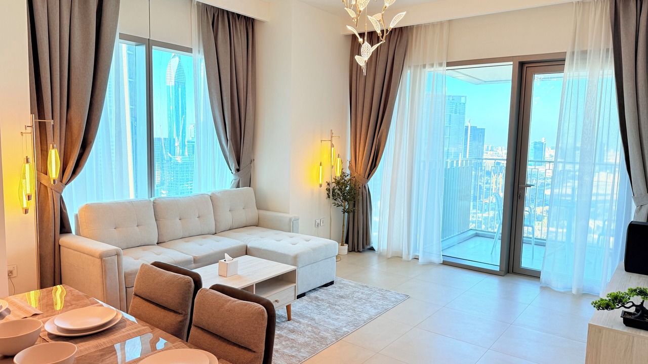 Photo of Livingroom in Trade Center
