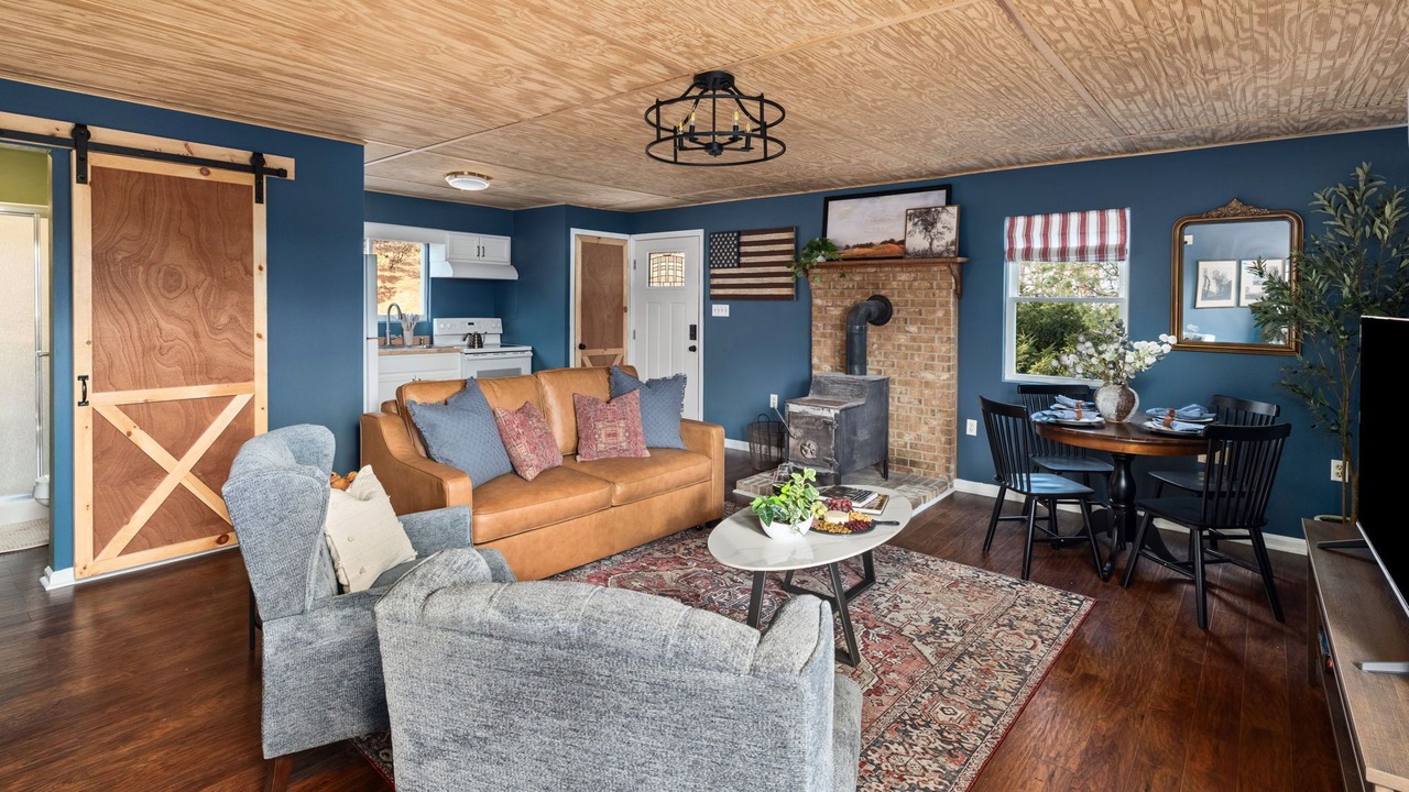 Photo of Livingroom in Sleepy Hollow