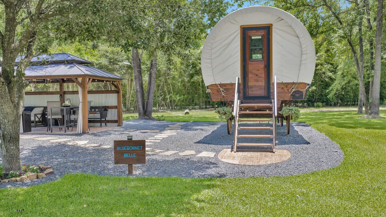 Photo of Outdoor in Montgomery