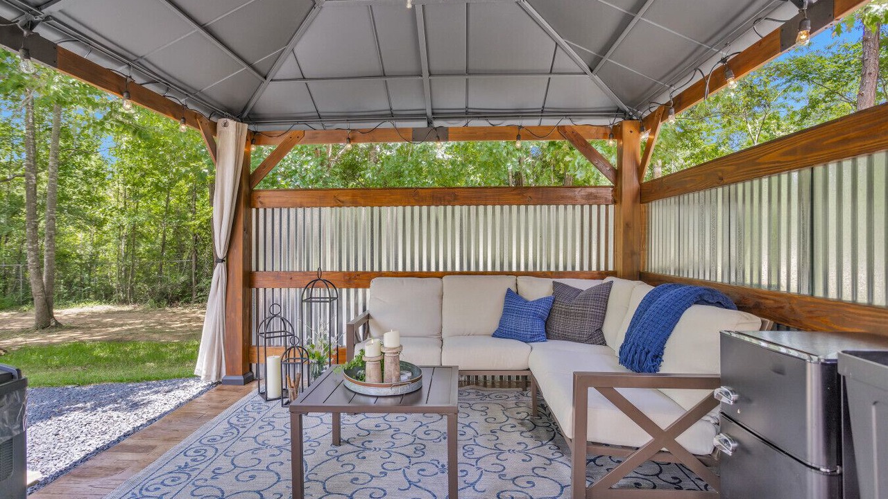 Photo of Outdoor in Montgomery