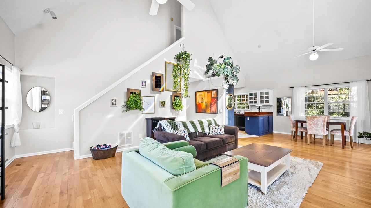 Photo of Livingroom in Lake Junaluska