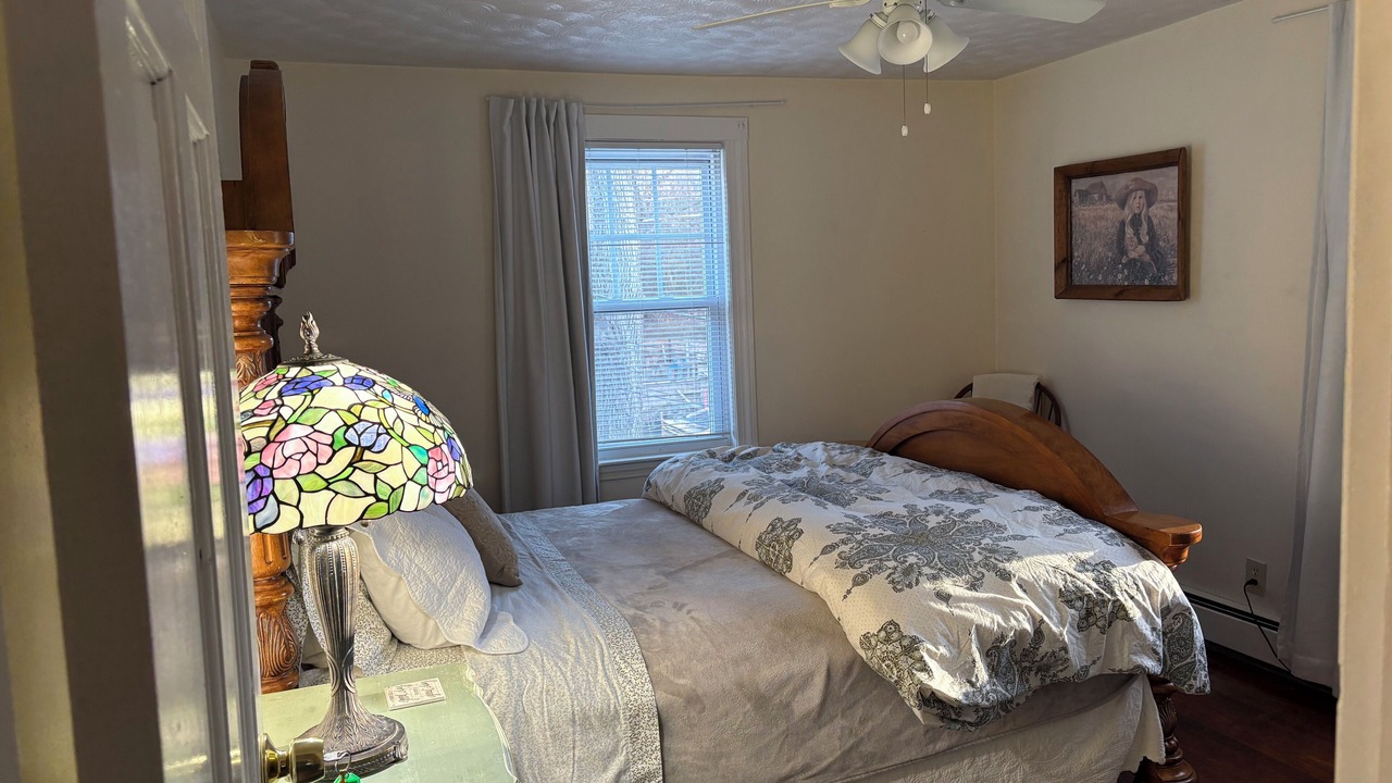 Photo of Bedroom in Millbury