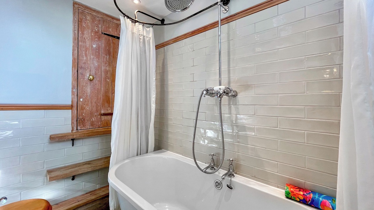 Photo of Bathroom in Tetbury