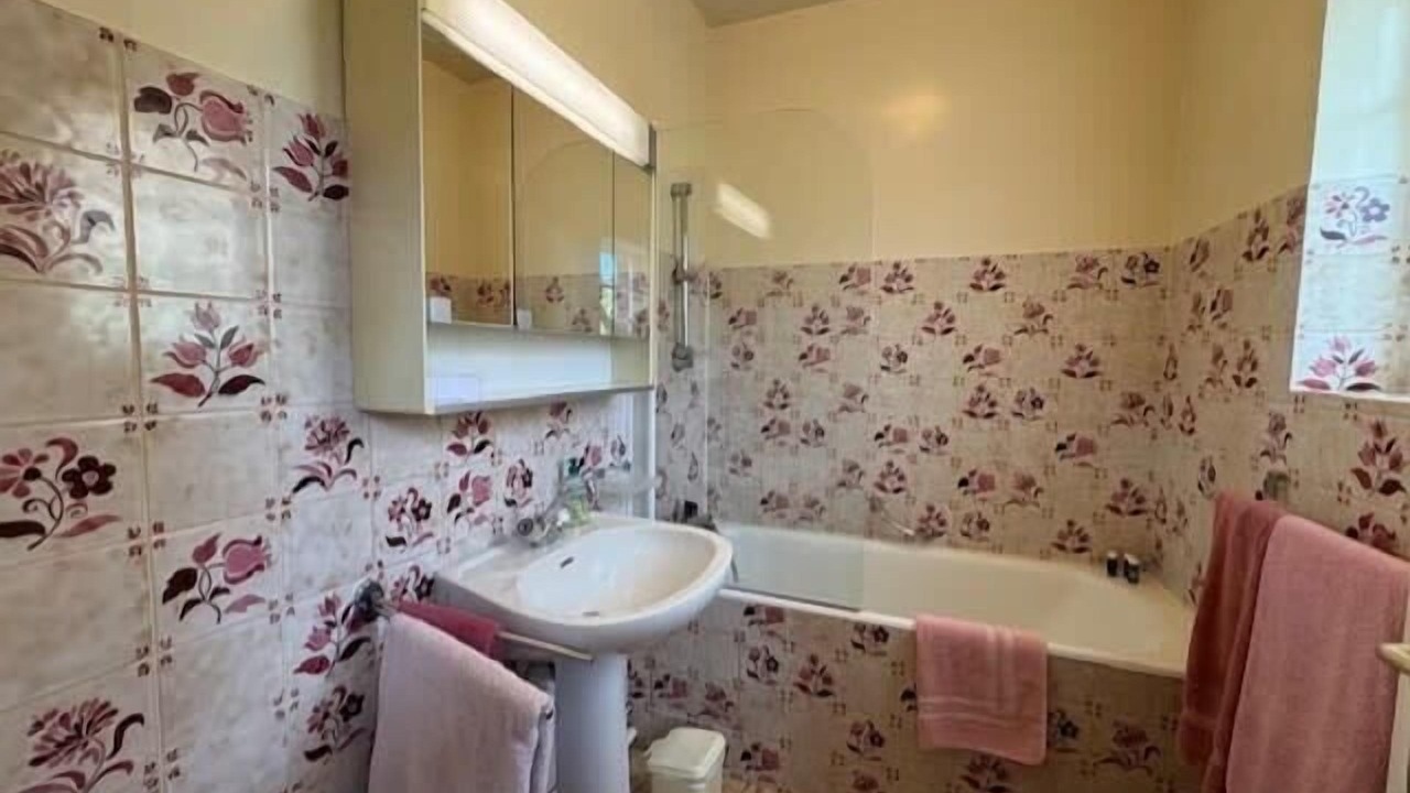 Photo of Bathroom in Tourgeville
