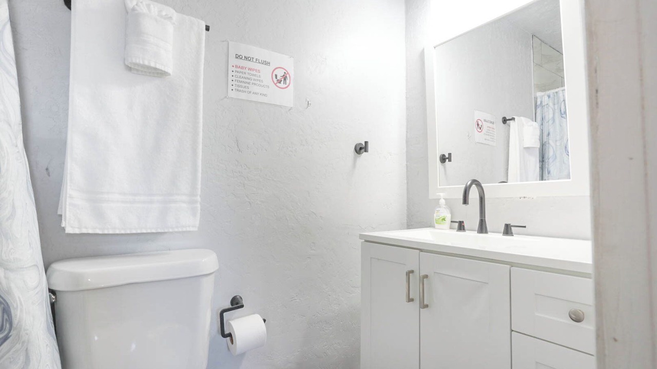 Photo of Bathroom in Central Oklahoma City