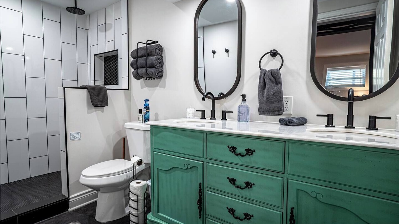 Photo of Bathroom in St. Louis