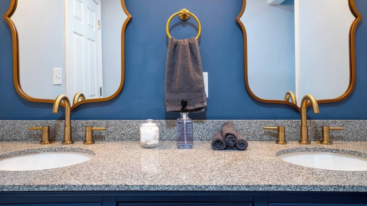 Photo of Bathroom in St. Louis
