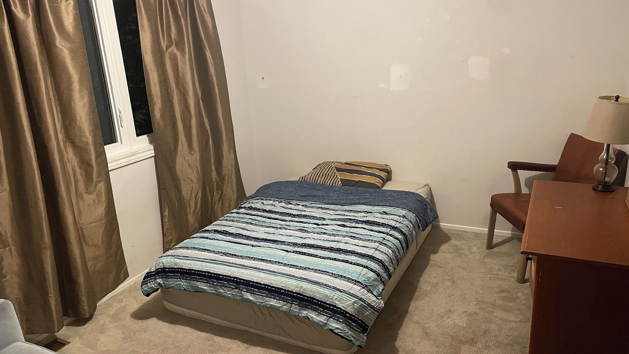 Photo of Bedroom in Ottawa Division