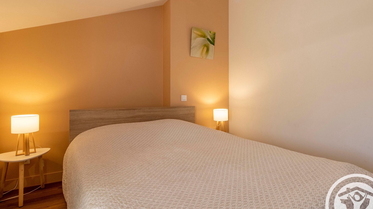 Photo of Bedroom in Saint-Georges-des-Gardes