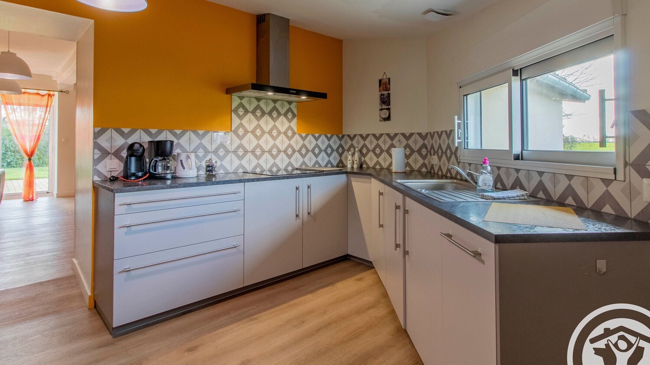 Photo of Kitchen in Saint-Georges-des-Gardes