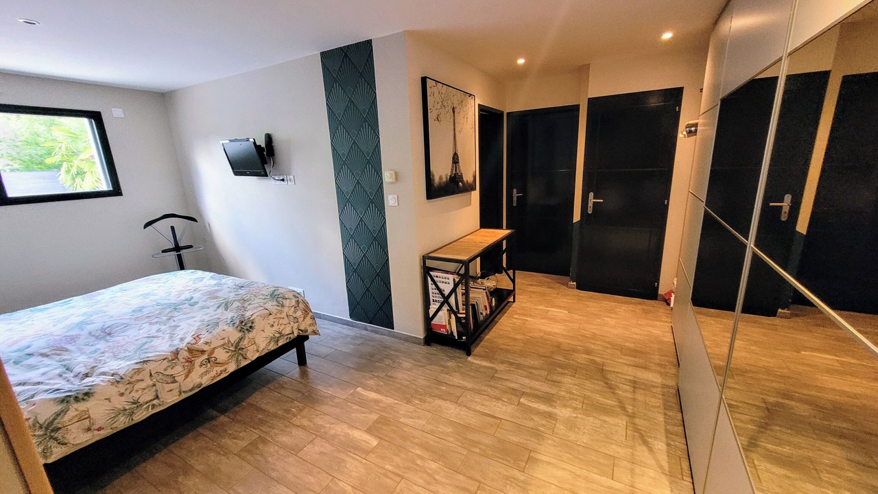 Photo of Bedroom in Sautron