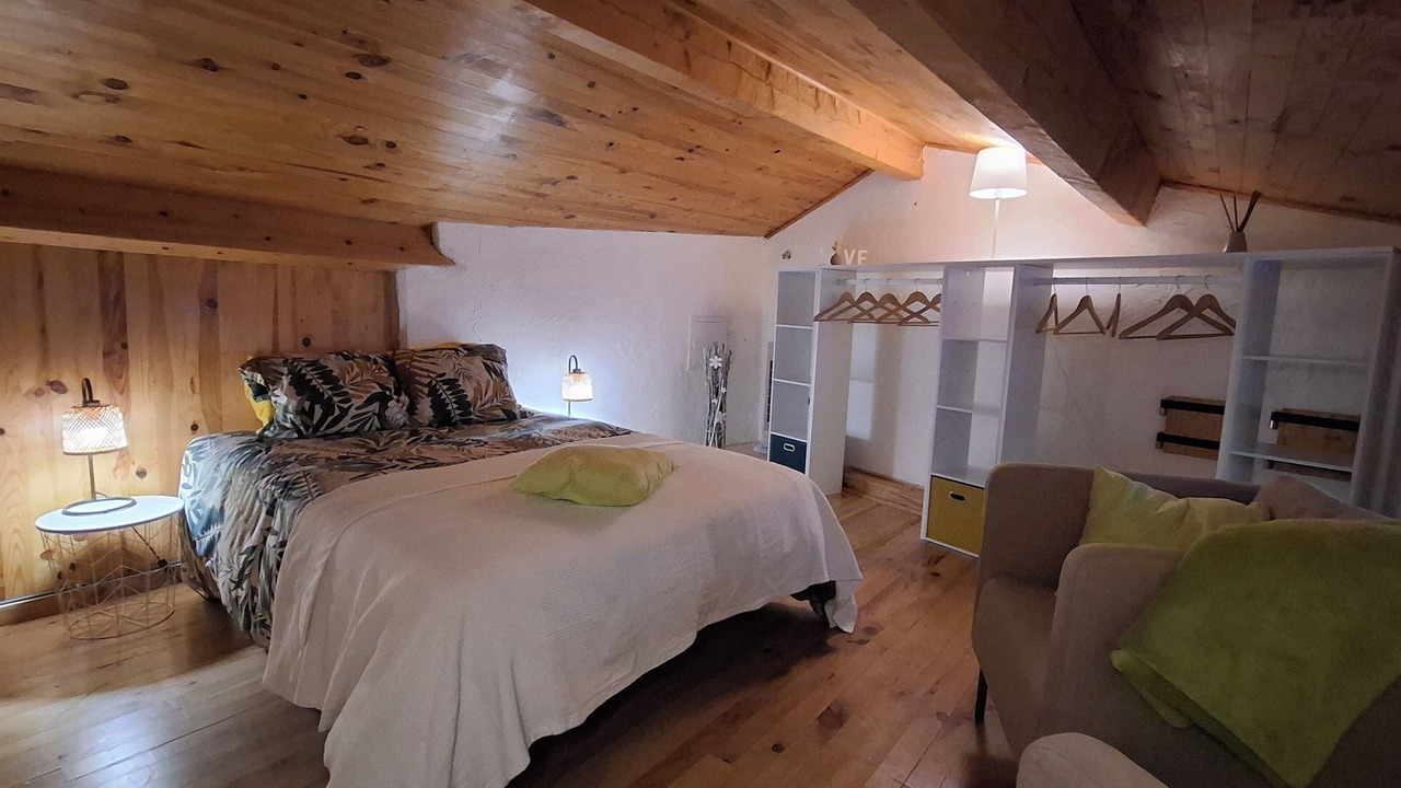 Photo of Bedroom in Banne
