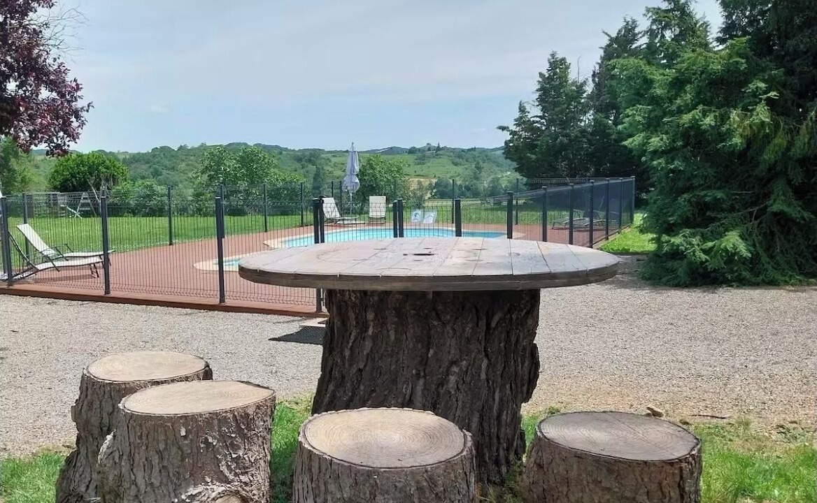 Photo of Outdoor in Sauveterre-de-Rouergue