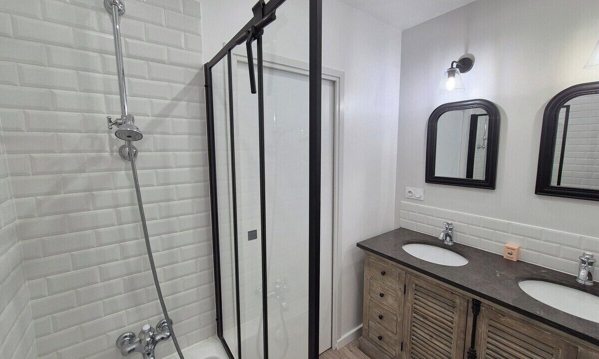 Photo of Bathroom in Mortagne-sur-Sevre