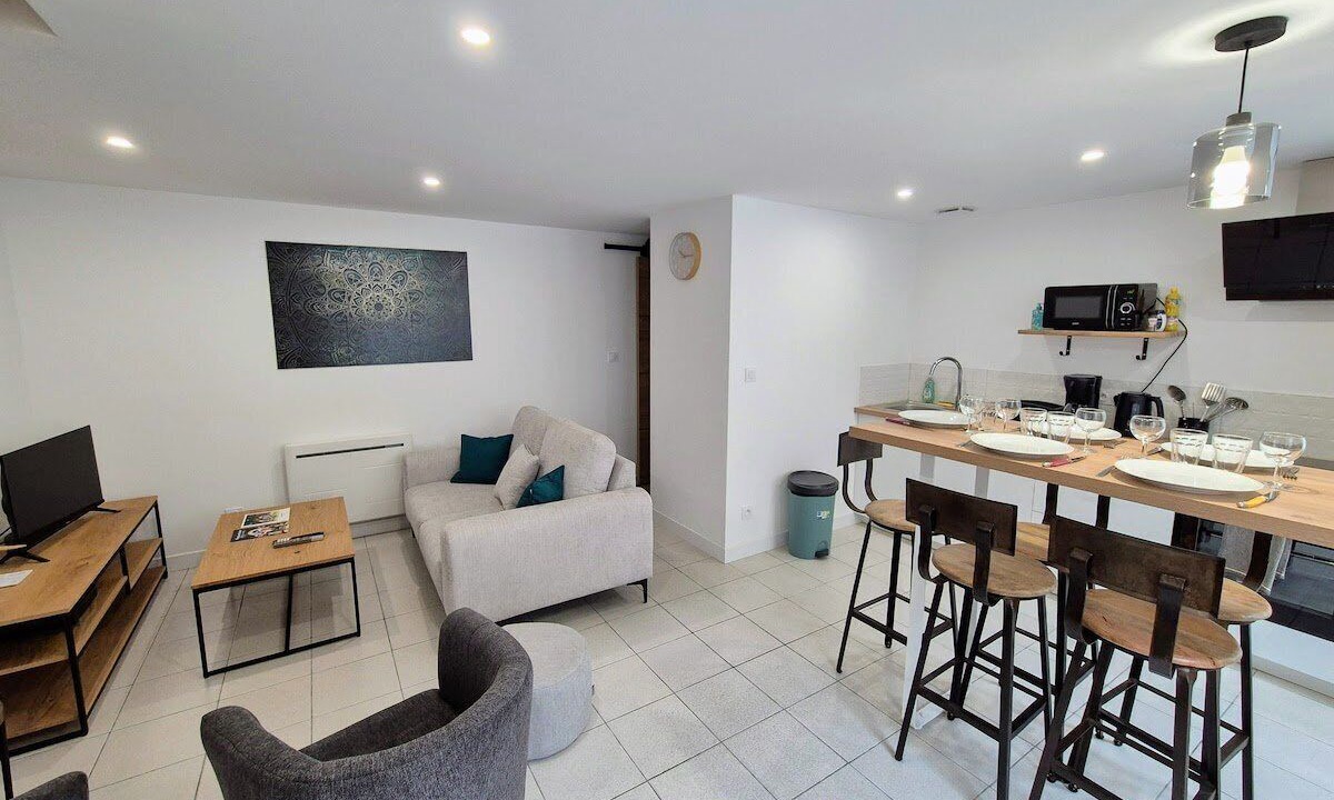 Photo of Livingroom in Saint-Amand-sur-Sevre
