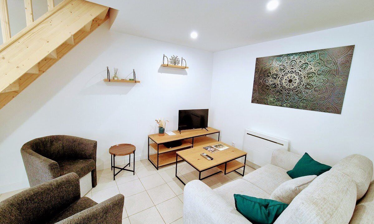 Photo of Livingroom in Saint-Amand-sur-Sevre