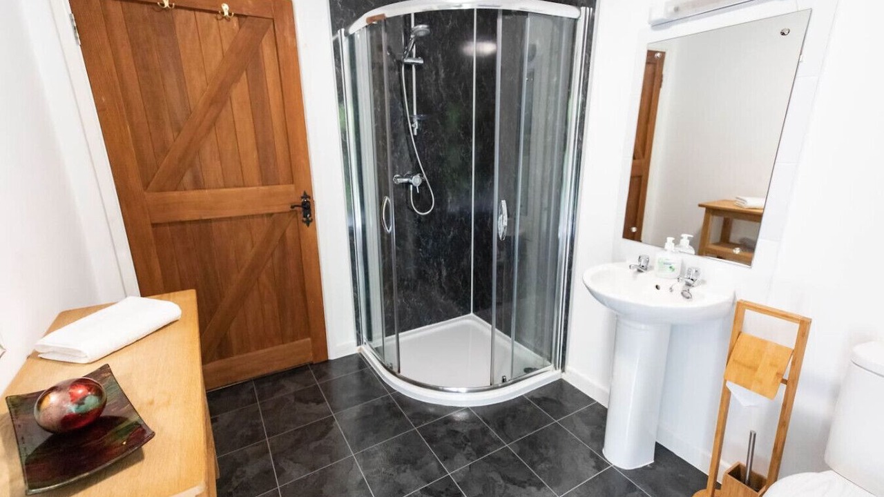 Photo of Bathroom in Wainhouse Corner